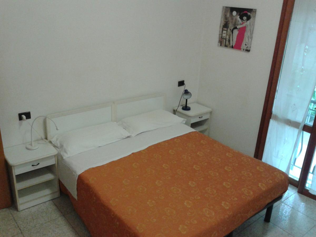 Residence Monaco Appartamenti Rimini Room photo